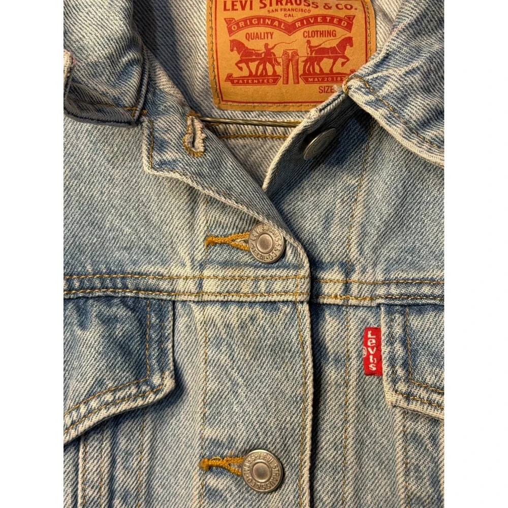 VTG Levi Strauss Denim Jacket‎ Light Wash Trucker Jean Coat Girls Large Girls